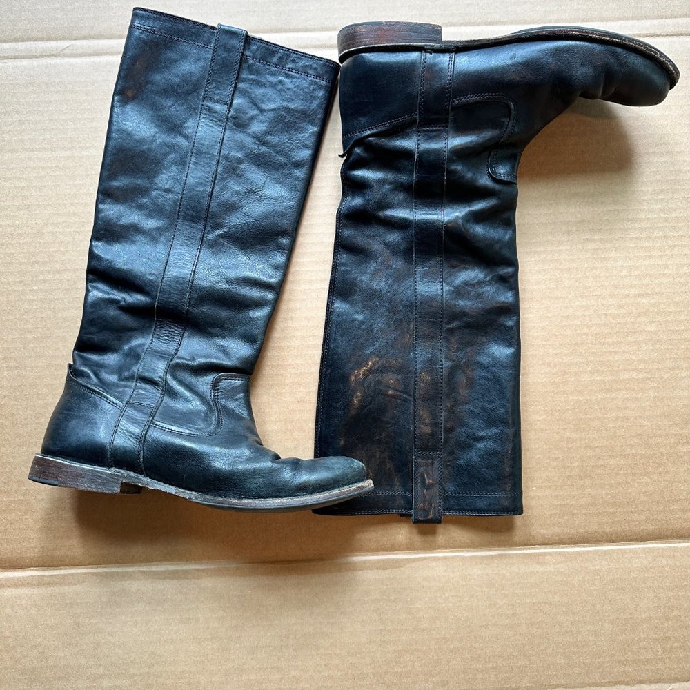 Frye Pauline Tall Pull-on Riding Boot w Stud details size 8.5, black